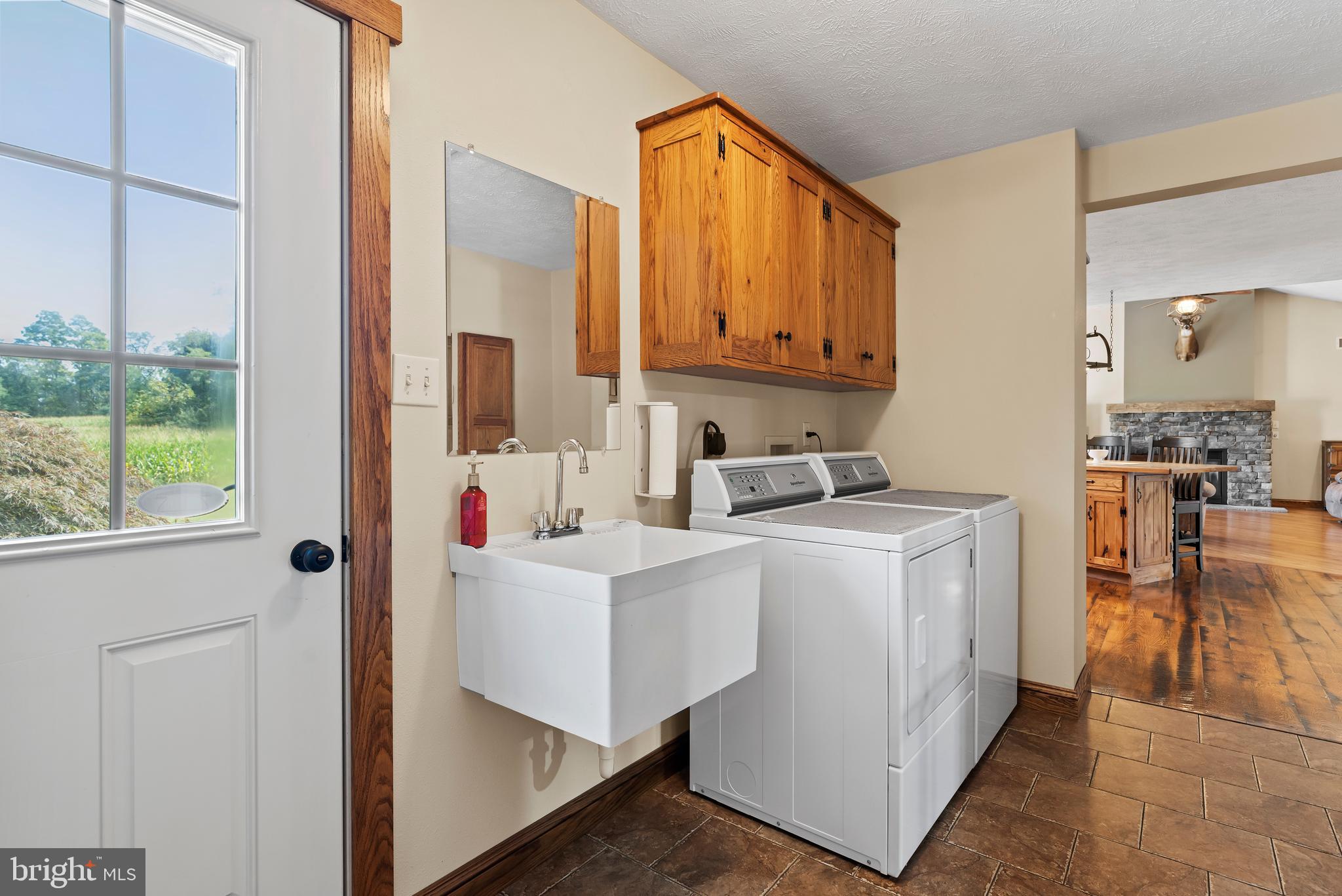 655 Britton Road Shippensburg, PA 17257 - Photo 19 of 74 laundry kitchen