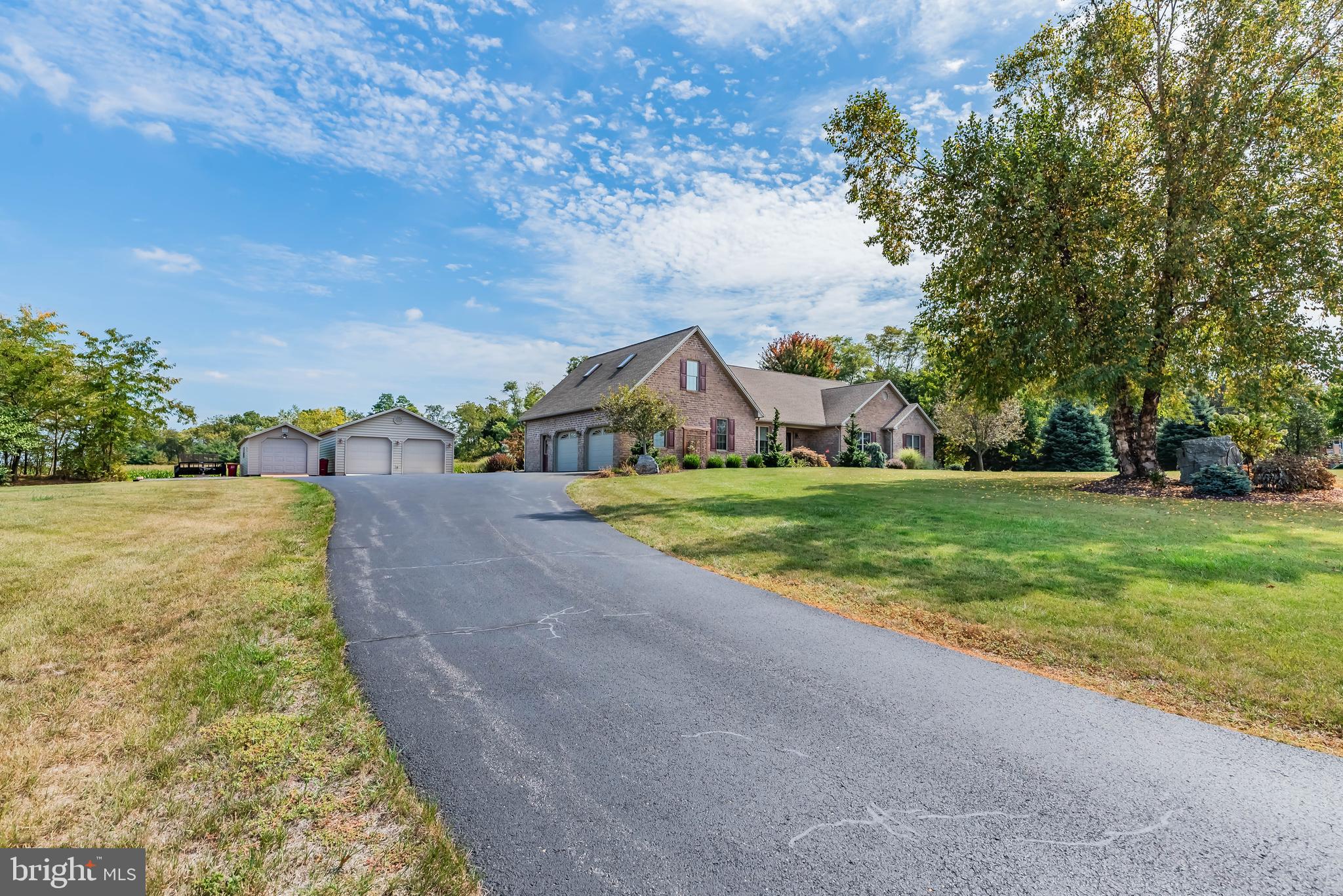 655 Britton Road Shippensburg, PA 17257 - Photo 70 of 74 front driveway