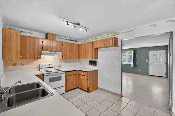 $225,000 | 612 Johnson Drive, Ormond Beach, FL 32174