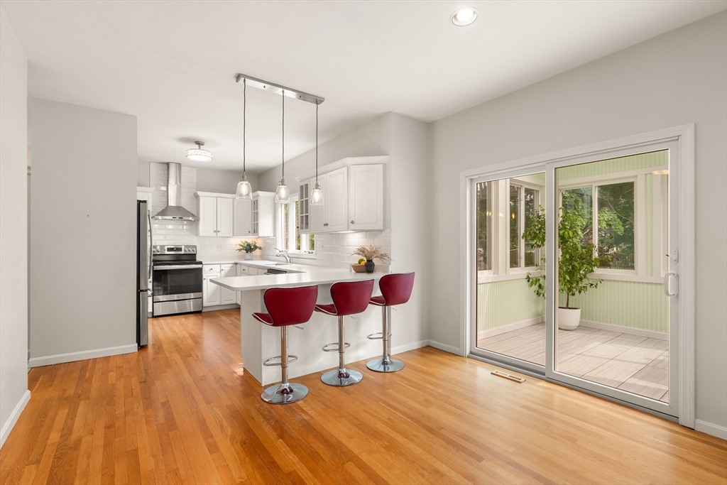 419 Hudson Road Sudbury, MA 01776 - Photo 5 of 42