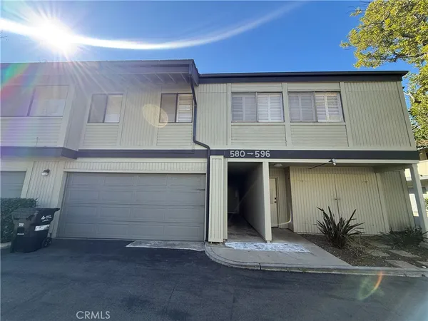$550,000 | 586 North Orange Grove Boulevard, Pasadena, CA 91103