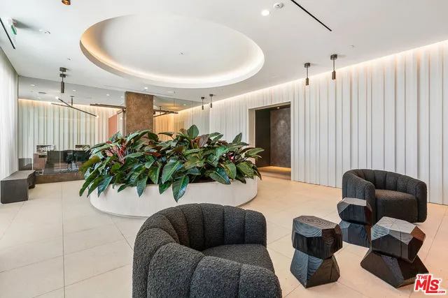 $3,450 | 10700 Tabor Street, Unit 511, Los Angeles, CA 90034