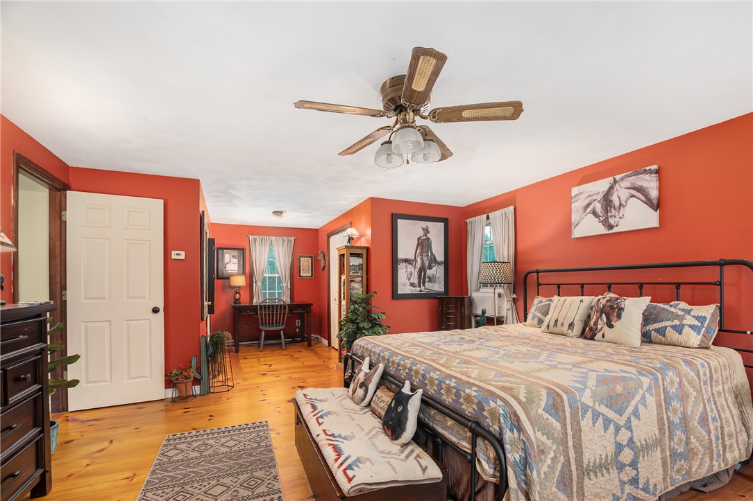 1803 Snake Hill Road Glocester, RI 02814 - Photo 20 of 39