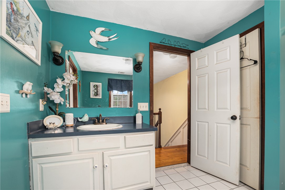 1803 Snake Hill Road Glocester, RI 02814 - Photo 25 of 39