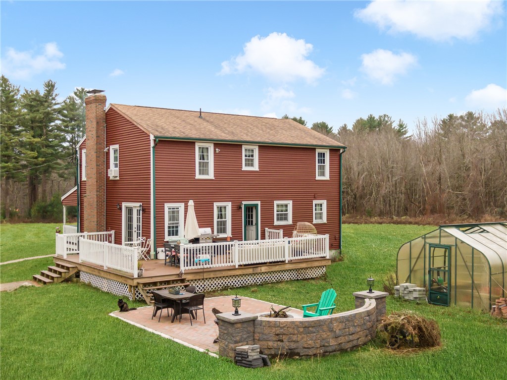1803 Snake Hill Road Glocester, RI 02814 - Photo 6 of 39