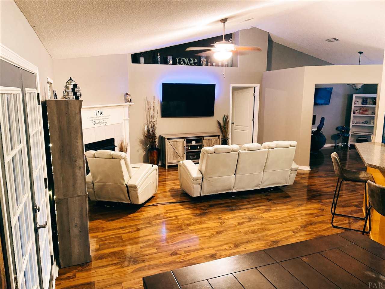 1778 Brentco Road Cantonment, FL 32533 - Photo 17 of 50 Gallery Image 17