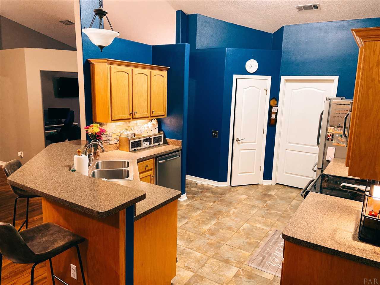 1778 Brentco Road Cantonment, FL 32533 - Photo 8 of 50 Gallery Image 8