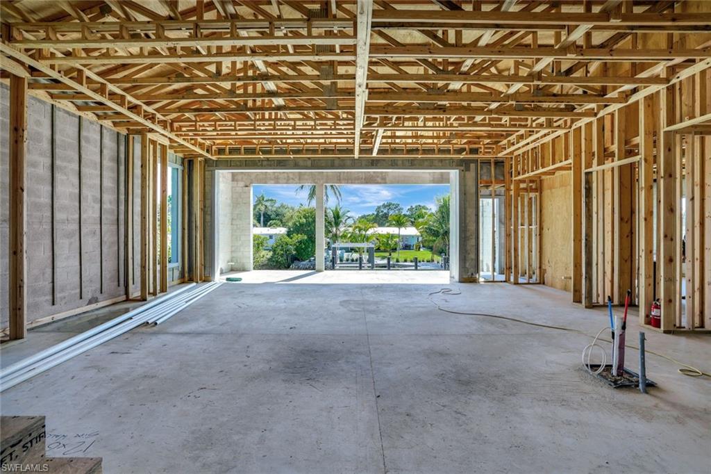 2750 Gulfview Drive Naples, FL 34112 - Photo 6 of 12