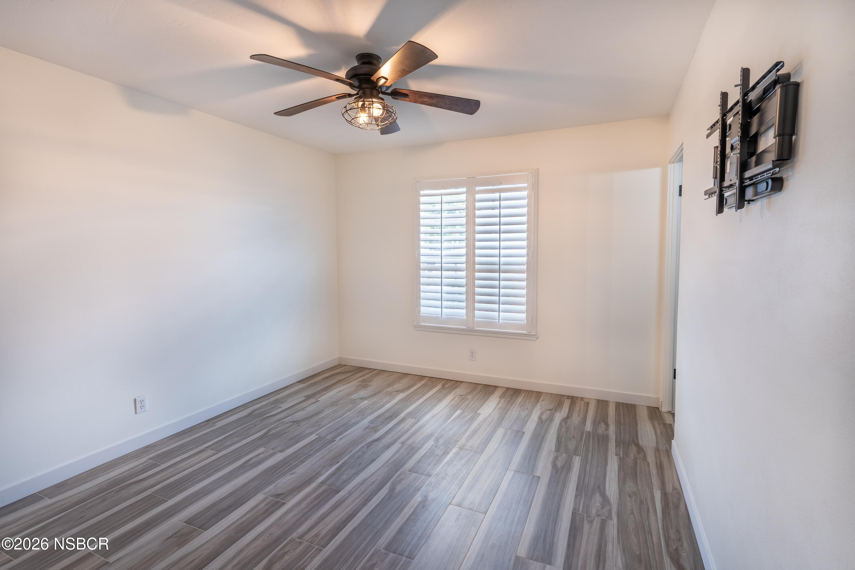 4054 Rigel Avenue Lompoc, CA 93436 - Photo 17 of 22 DSC00883-HDR