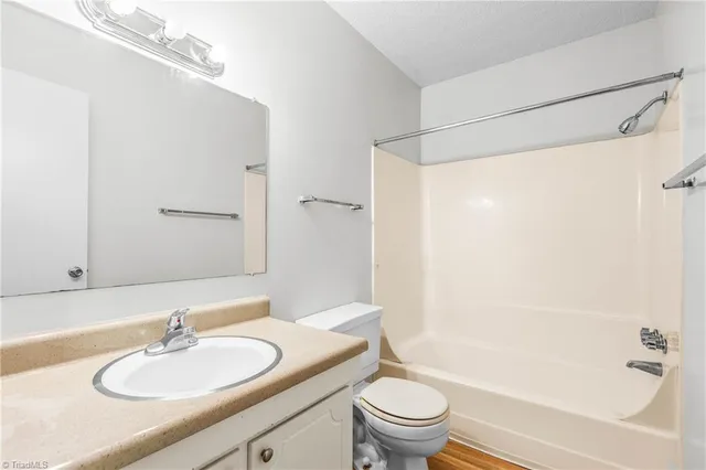 $125,000 | 2200 Sunderland Road, Unit 139K, Winston-Salem, NC 27103