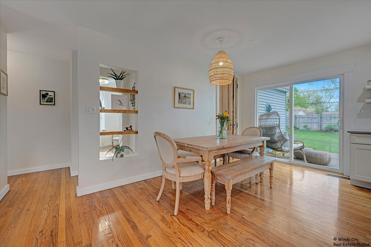 442 Berry Road Barrington, IL 60010 - Photo 18 of 22 Gallery Image 18