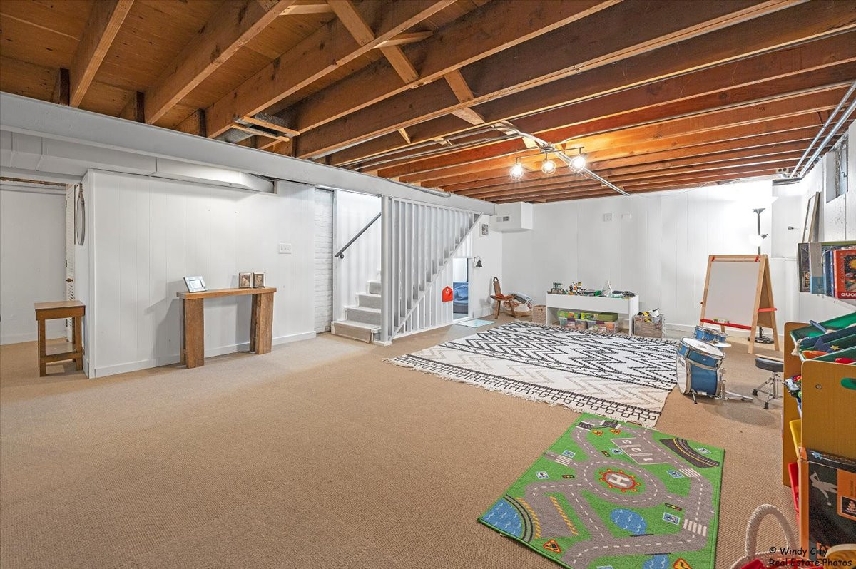 442 Berry Road Barrington, IL 60010 - Photo 19 of 22 Gallery Image 19