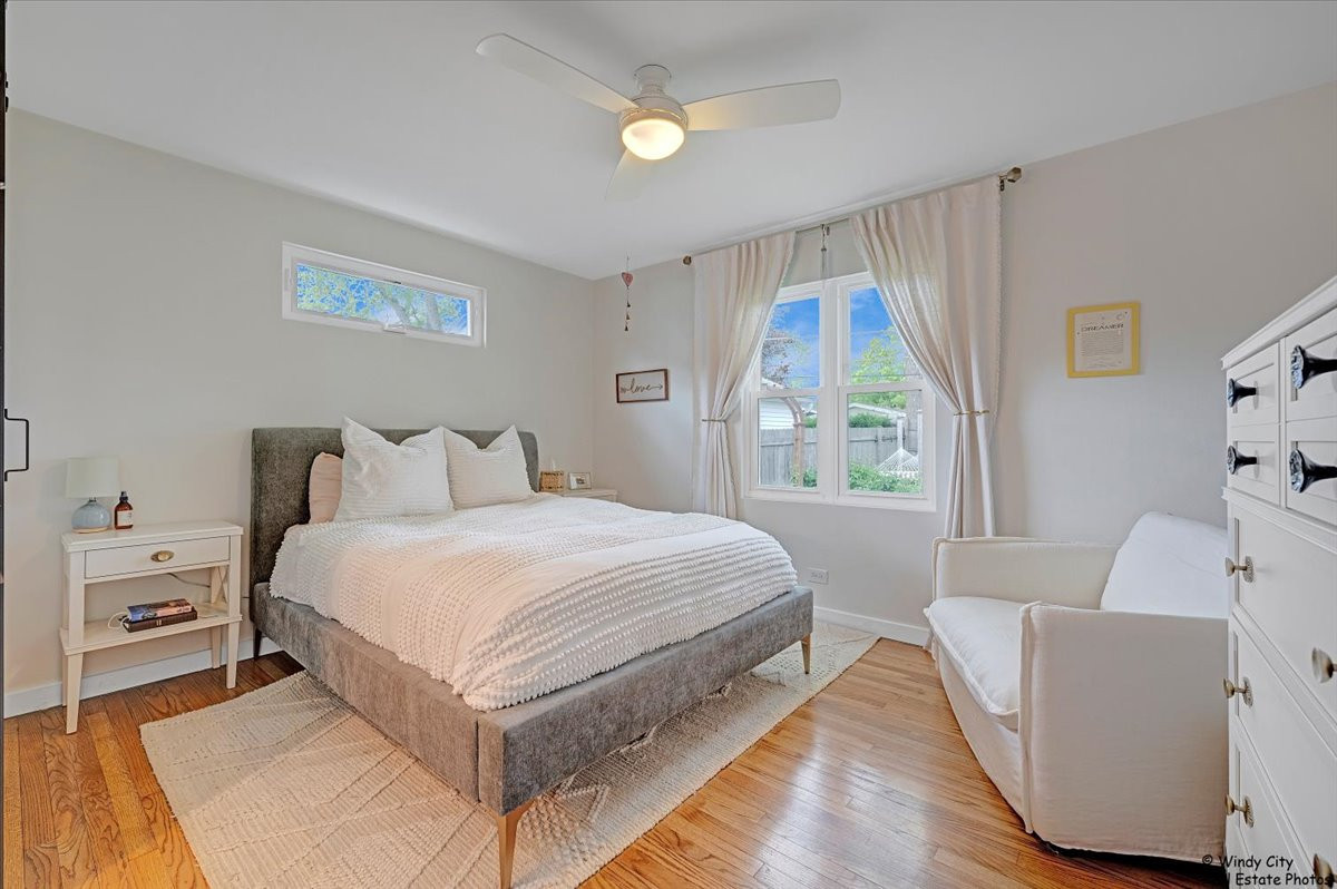 442 Berry Road Barrington, IL 60010 - Photo 8 of 22 Gallery Image 8