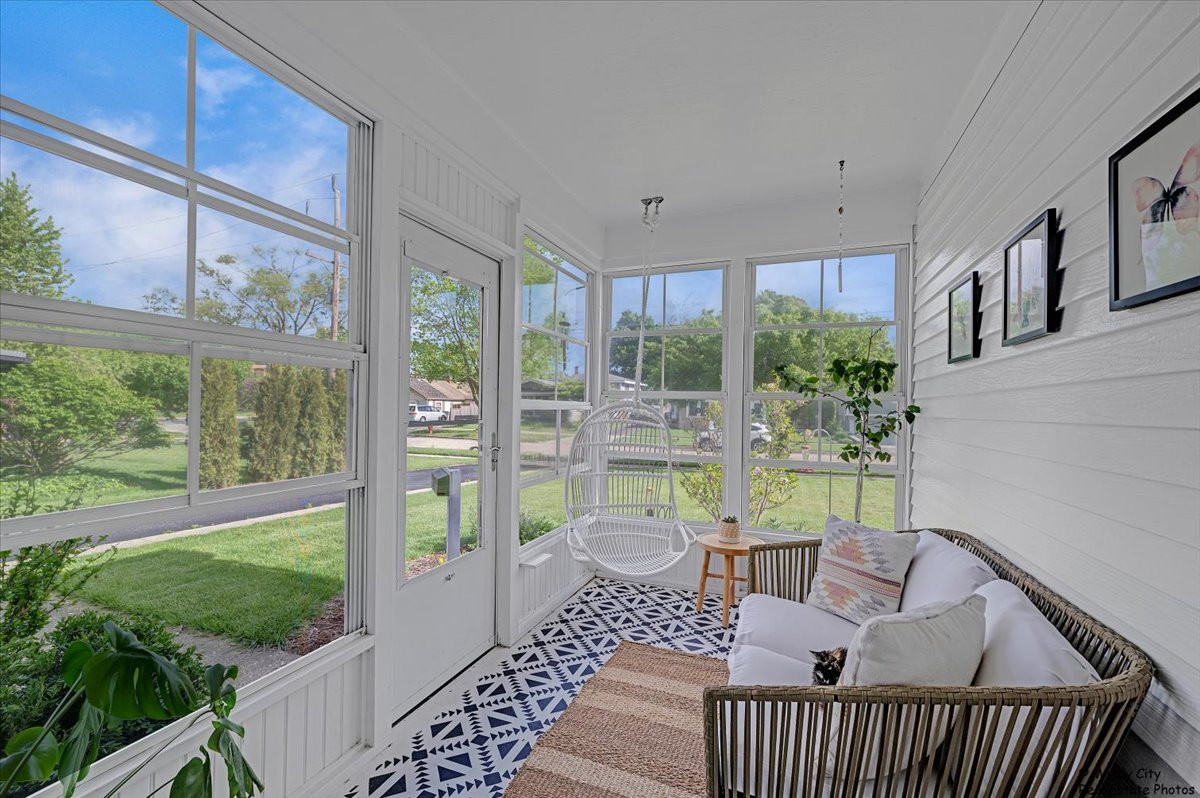 442 Berry Road Barrington, IL 60010 - Photo 10 of 22 Gallery Image 10