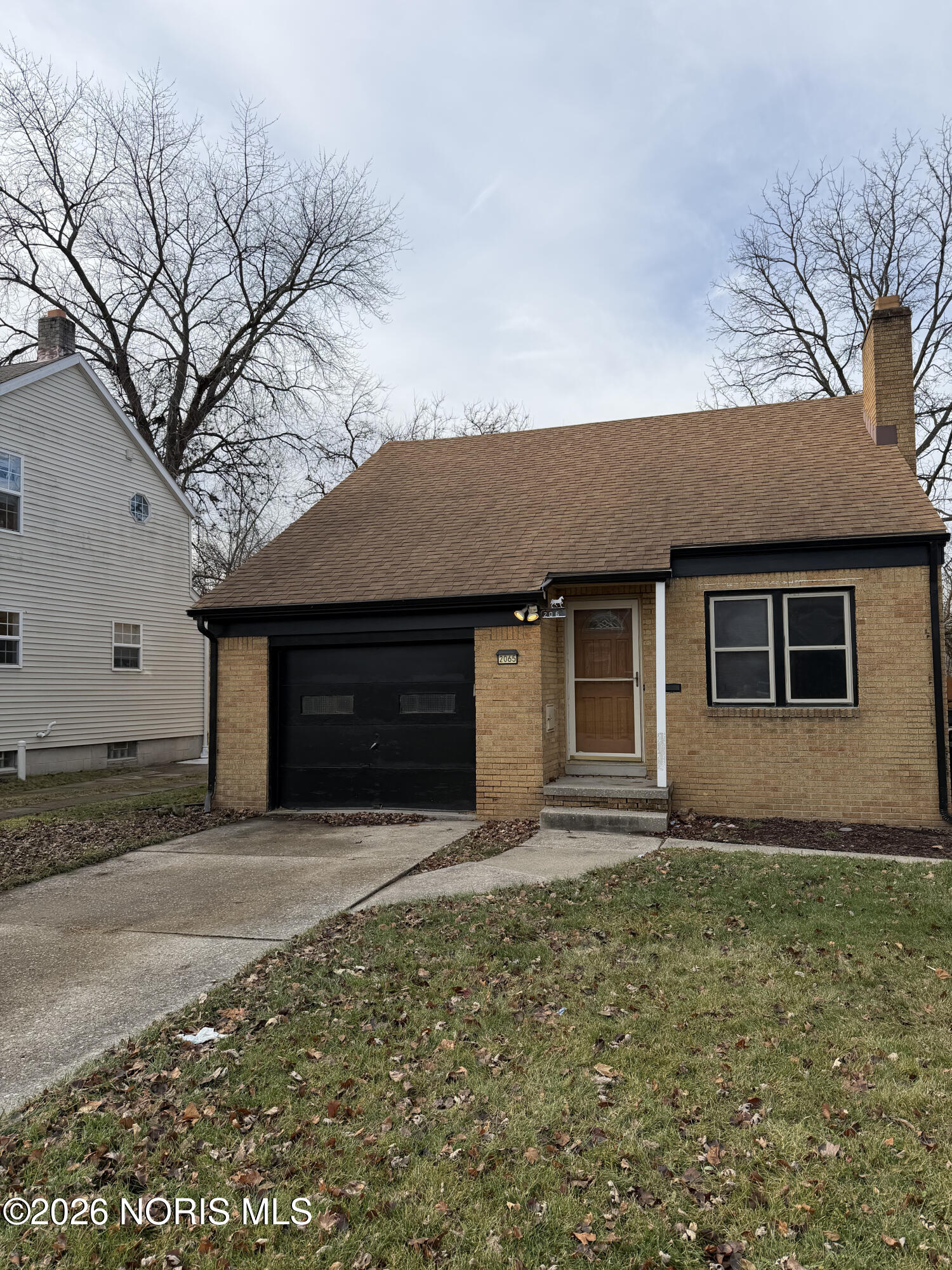 2065 Wyndhurst Road Toledo, OH 43607 - Photo 1 of 9 IMG_4963