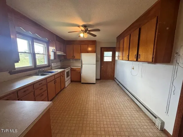 $199,900 | 38337 Loves Mill Road, Chilhowie, VA 24319