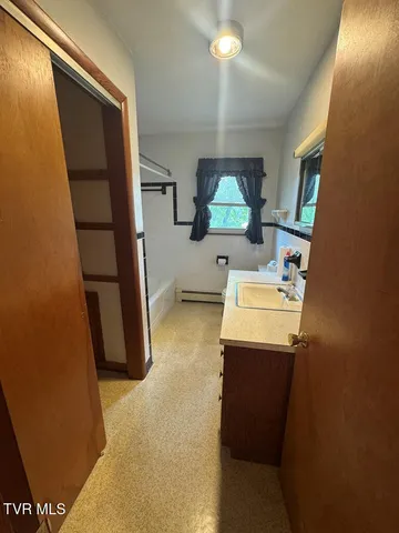 $199,900 | 38337 Loves Mill Road, Chilhowie, VA 24319