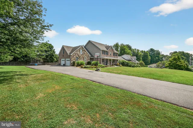 $675,000 | 4948 Teen Barnes Road, Frederick, MD 21703