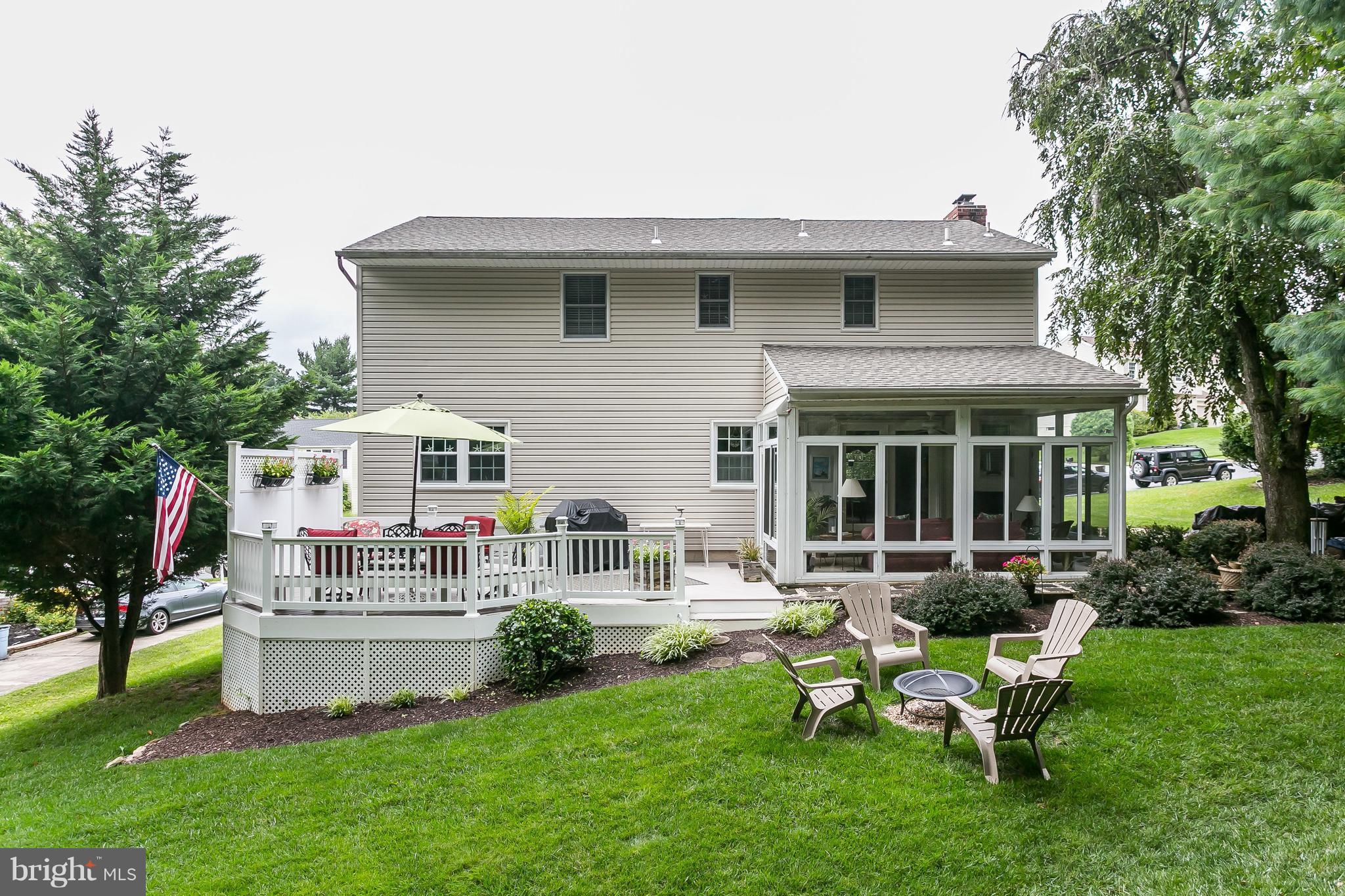 10819 Sandringham Road Cockeysville, MD 21030 - Photo 3 of 16 Exterior (Rear)