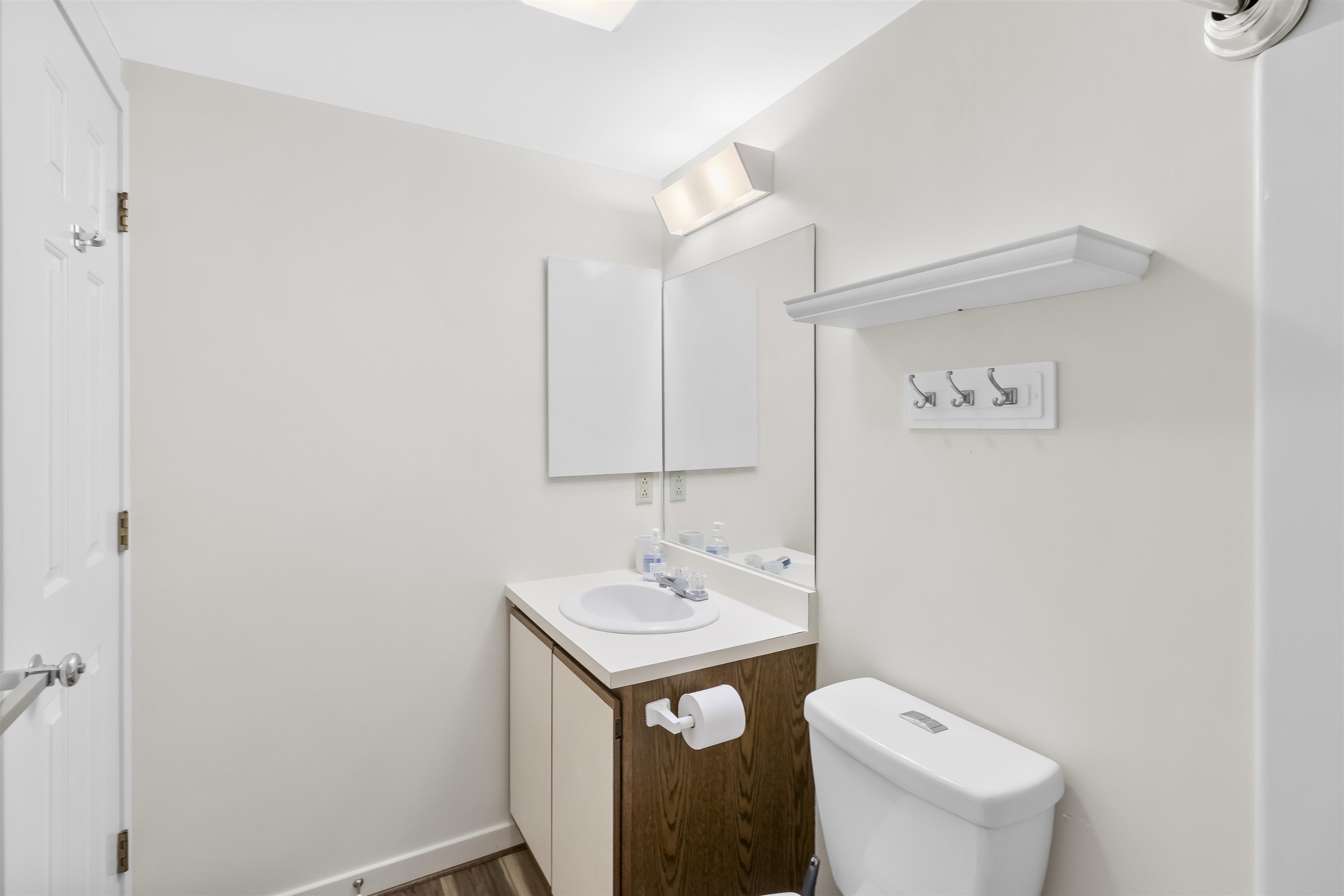 432 South Street, Unit C6 Bennington, VT 05201 - Photo 8 of 17