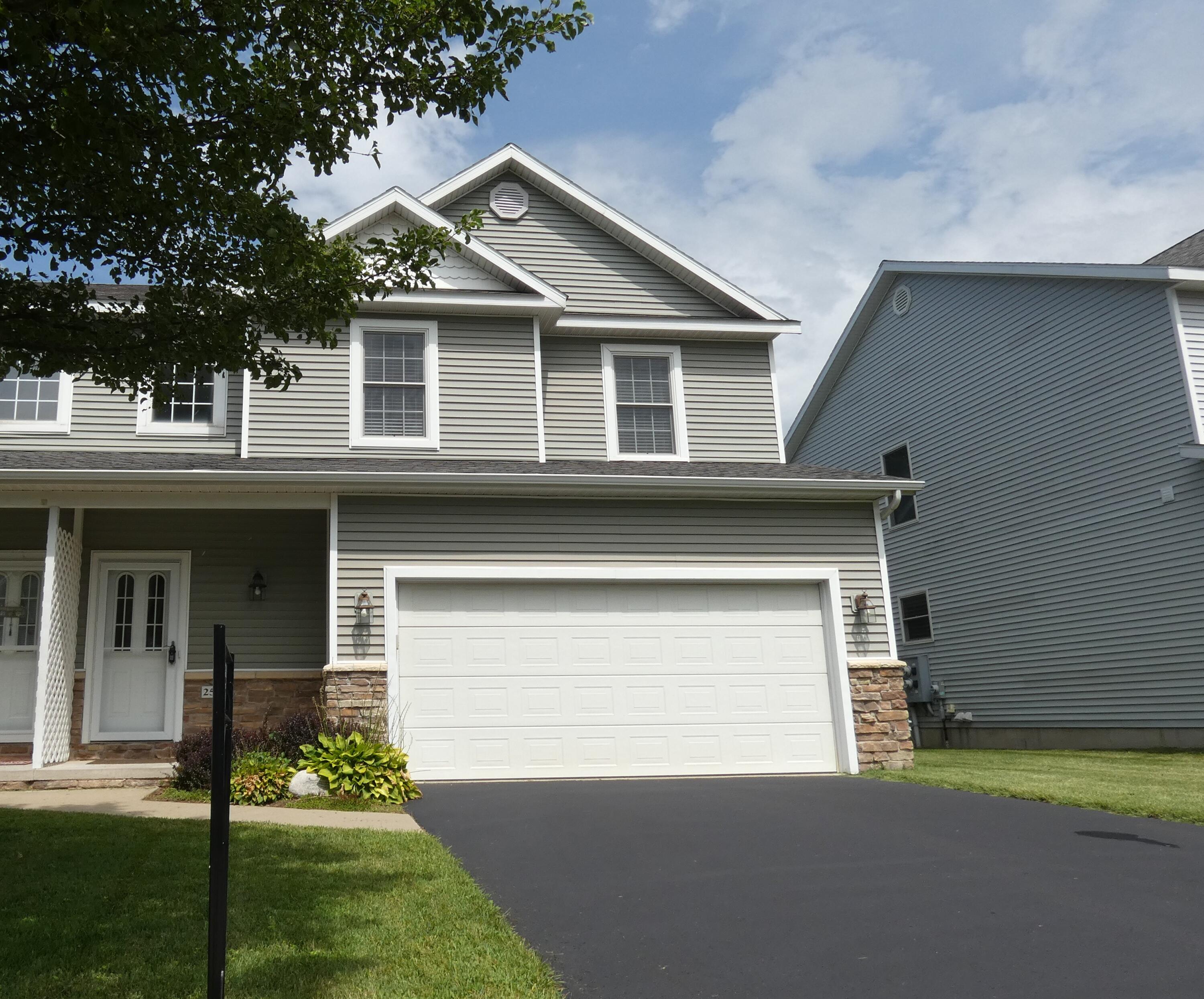 2535 Holiday House Road St. Joseph, MI 49085 - Photo 1 of 54 P1030094