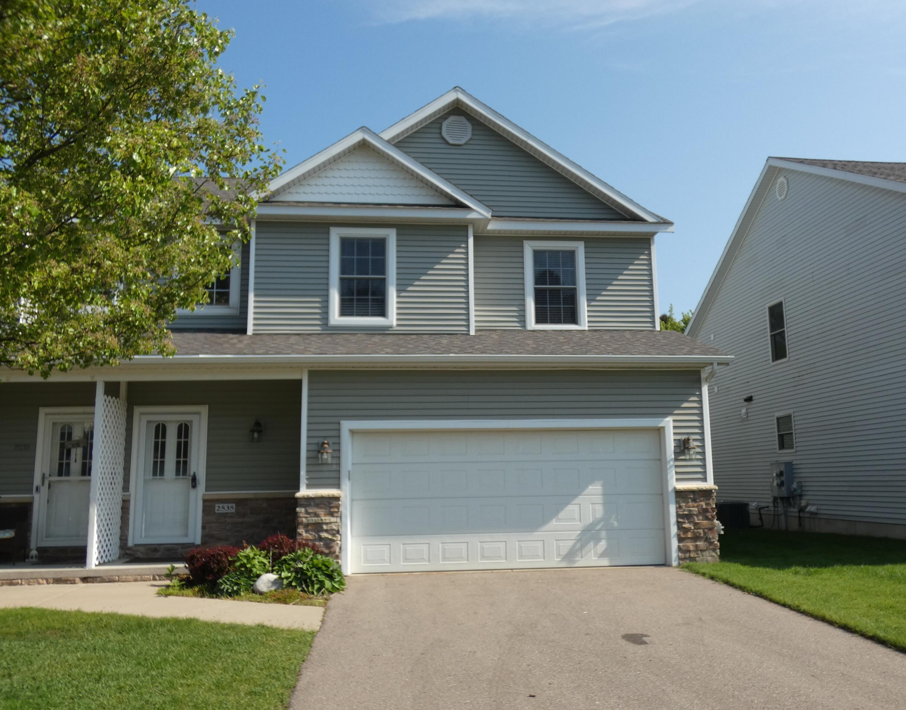 2535 Holiday House Road St. Joseph, MI 49085 - Photo 6 of 54 P1010440