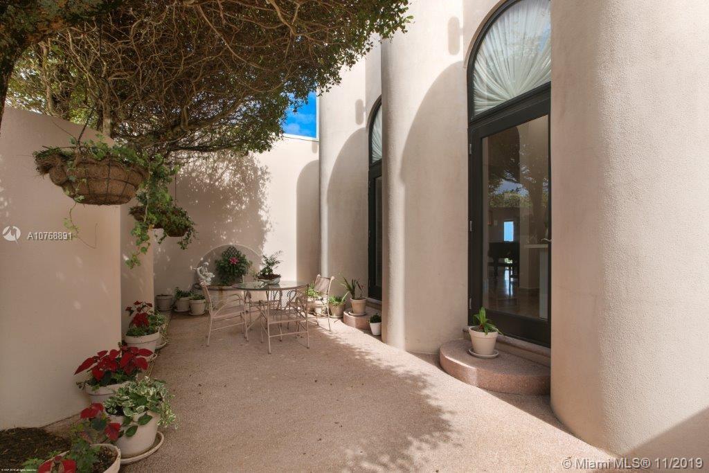 303 South Beach Road Hobe Sound, FL 33455 - Photo 8 of 31 Gallery Image 8