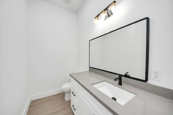 $2,200 | 4129 East Toliver Street, Houston, TX 77016