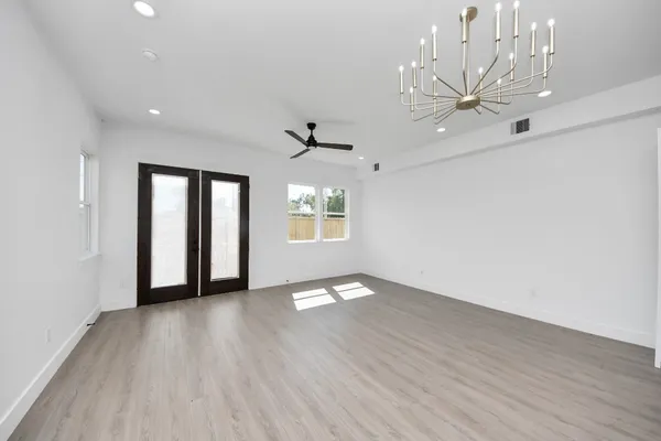 $2,200 | 4129 East Toliver Street, Houston, TX 77016