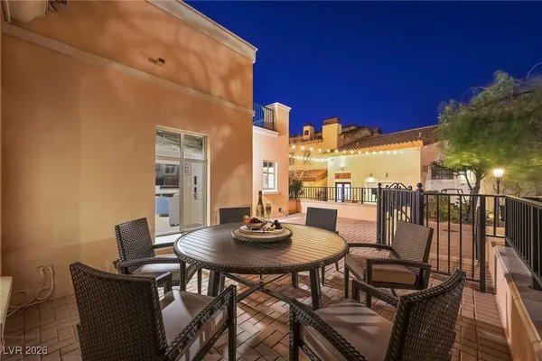 $600,000 | 30 Strada Di Villaggio, Unit 190, Henderson, NV 89011