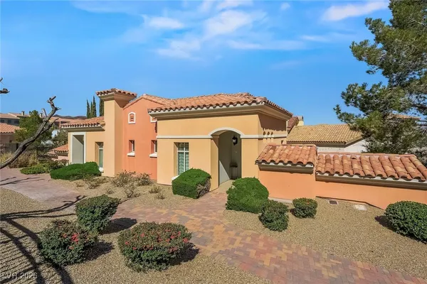 $600,000 | 30 Strada Di Villaggio, Unit 190, Henderson, NV 89011