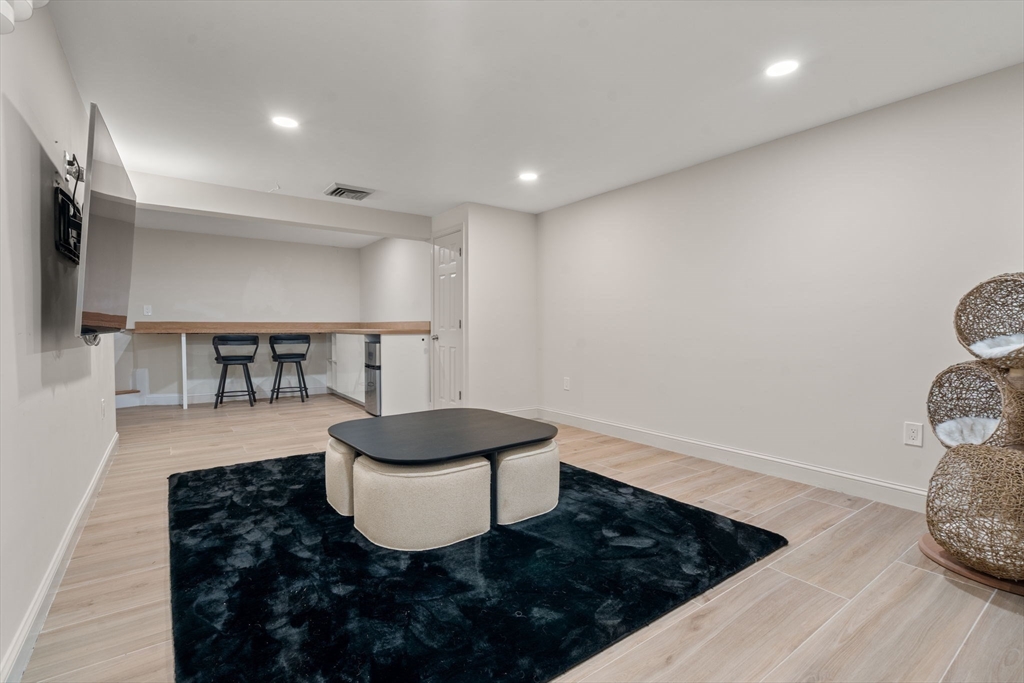 27 Rutgers Road Andover, MA 01810 - Photo 26 of 41 Gallery Image 26