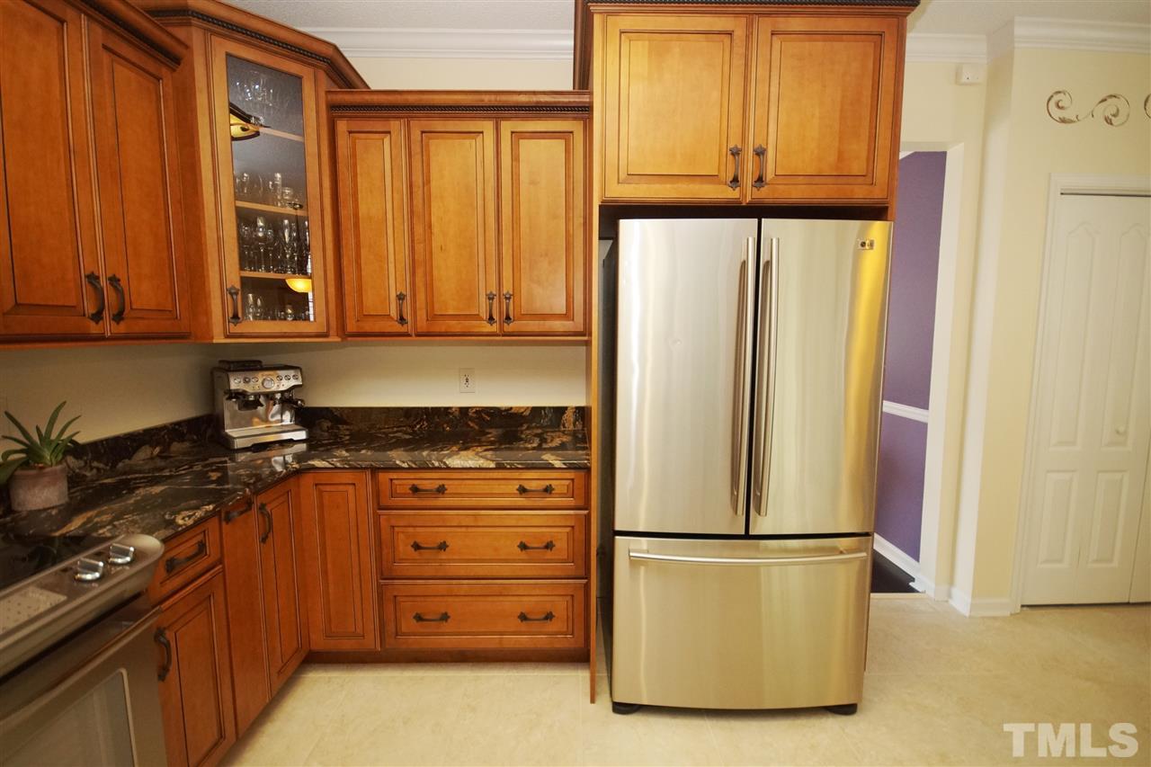 9316 Cutright Drive Raleigh, NC 27617 - Photo 9 of 25 Gallery Image 9