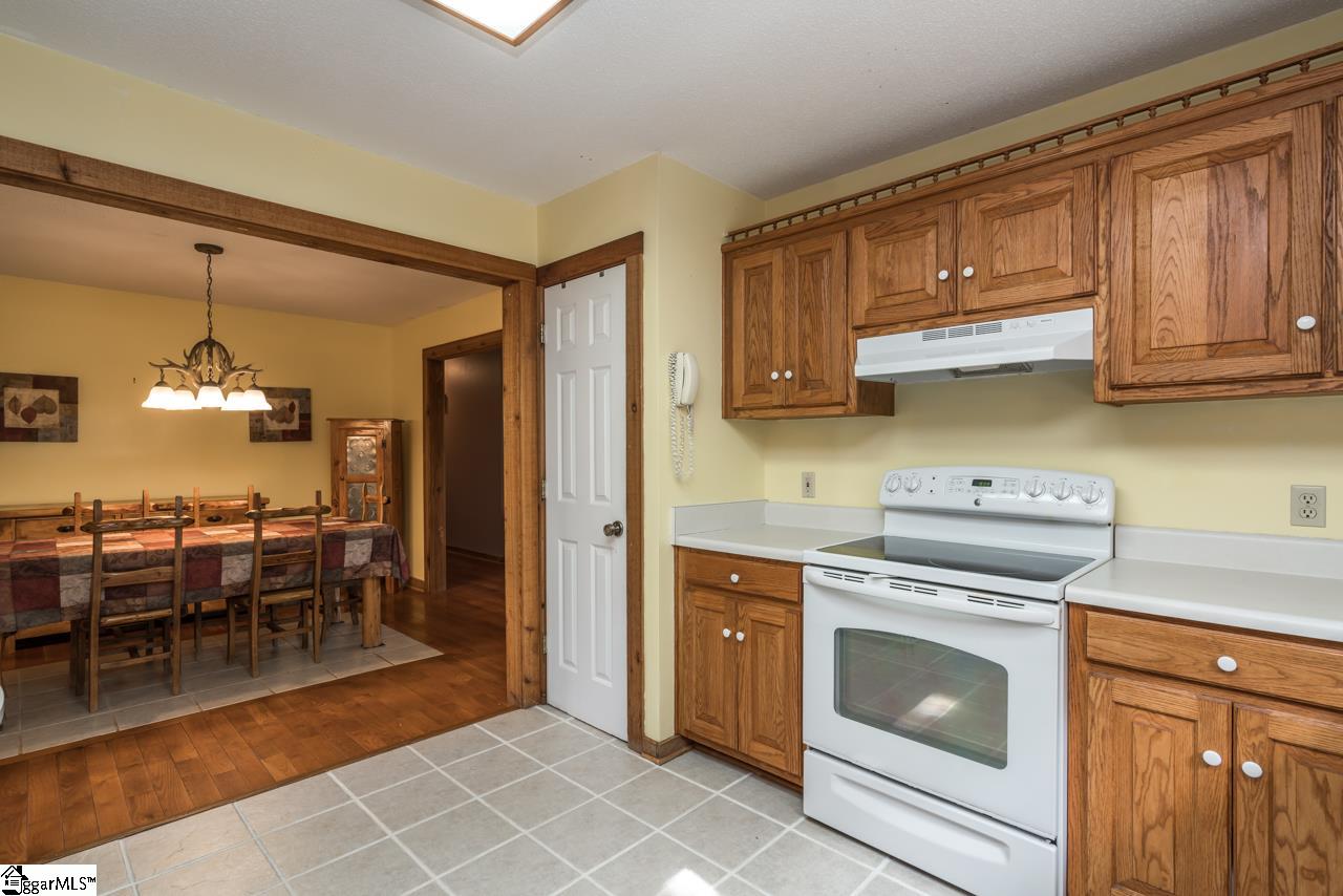 16 Mosteller Road Travelers Rest, SC 29690 - Photo 8 of 24 Gallery Image 8
