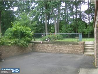 708 River Road Ewing, NJ 08628 - Photo 4 of 12 Exterior Side