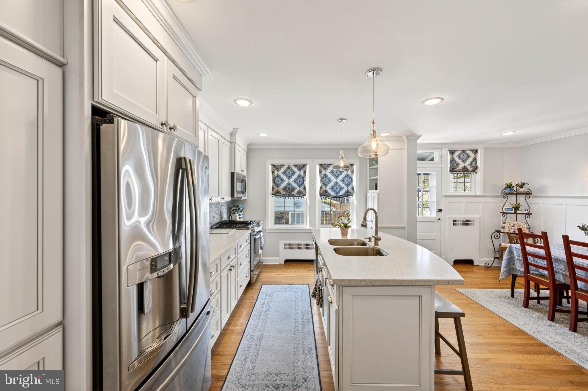 425 Murdock Road Baltimore, MD 21212 - Photo 17 of 63 Stainless Appliances!