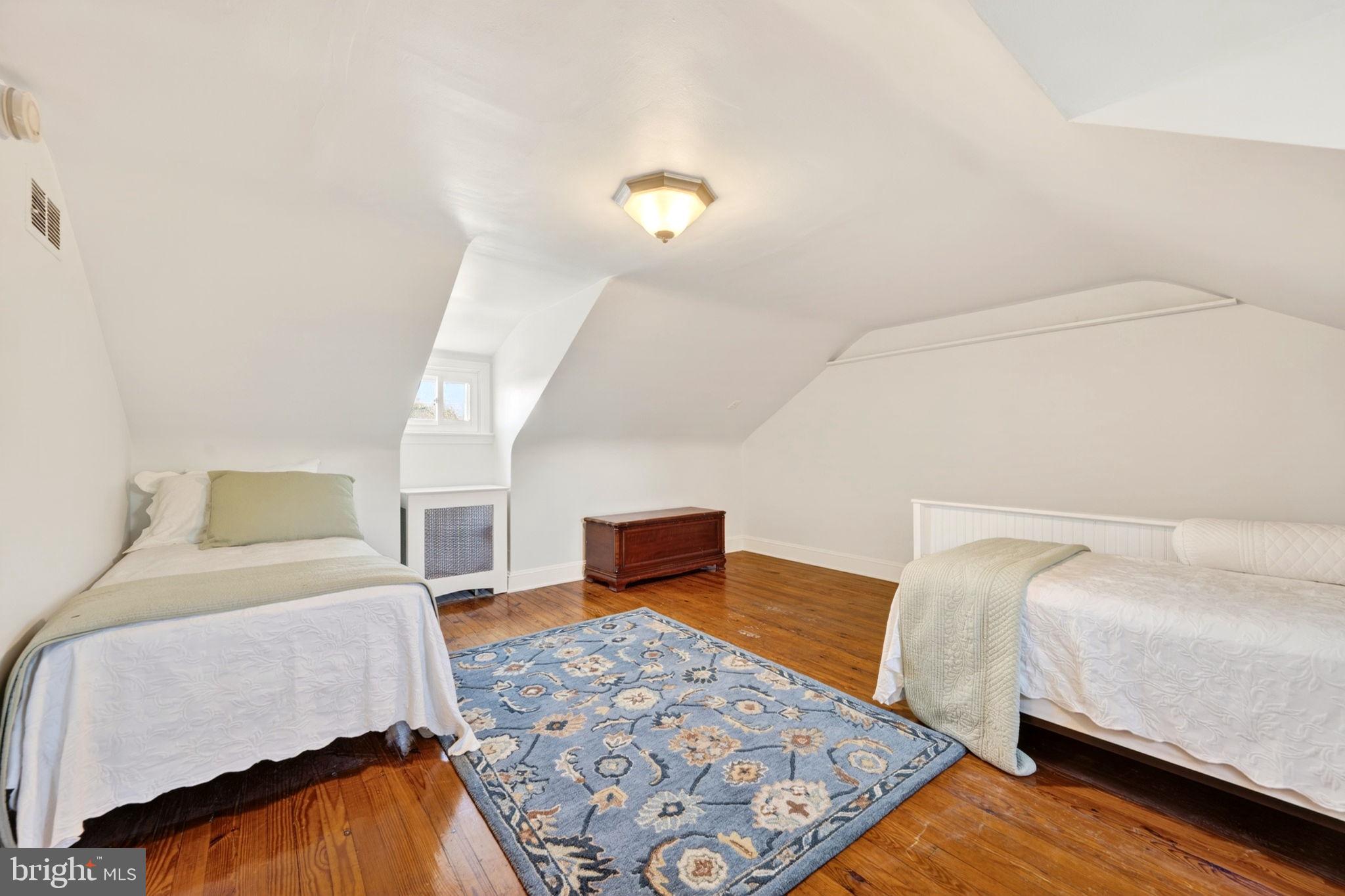425 Murdock Road Baltimore, MD 21212 - Photo 39 of 63 Wood flooring- Walk0In Cedar Closet too!