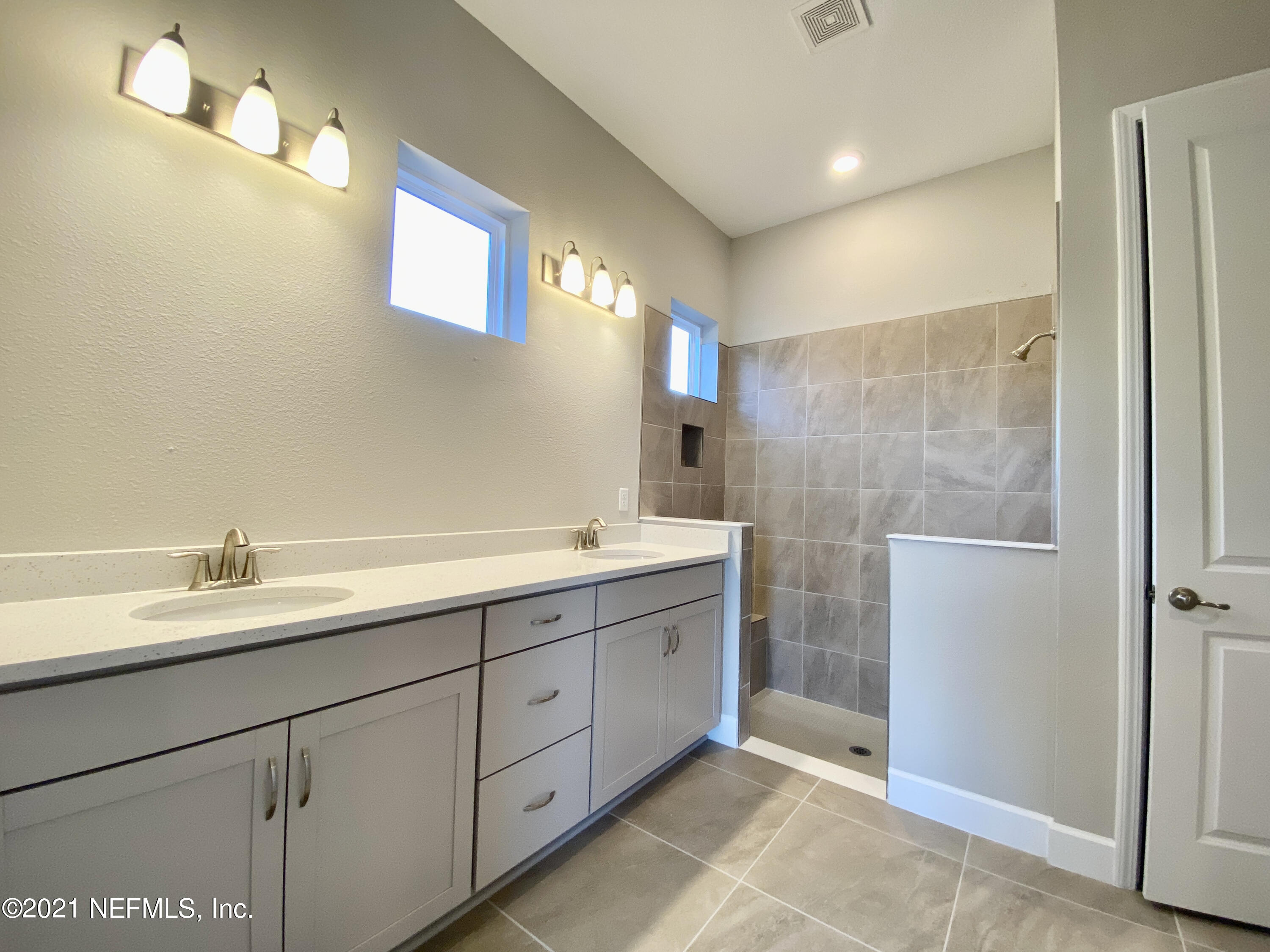 804 Rustic Mill Dr Street St. Augustine, FL 32092 - Photo 13 of 43 75 - Owner's Bath