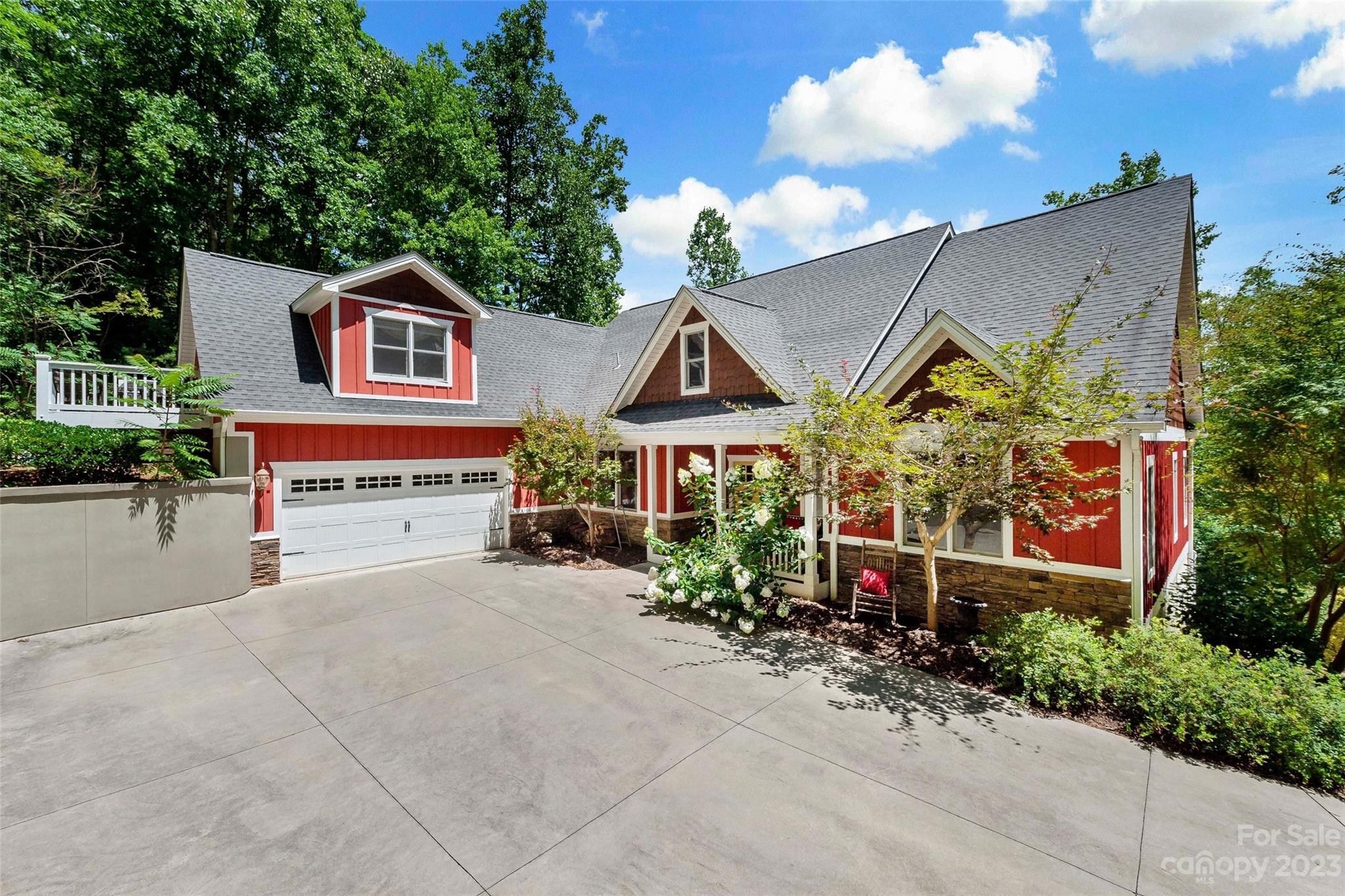 29 Hope View Road Swannanoa, NC 28778 - Photo 1 of 44 Gallery Image 1