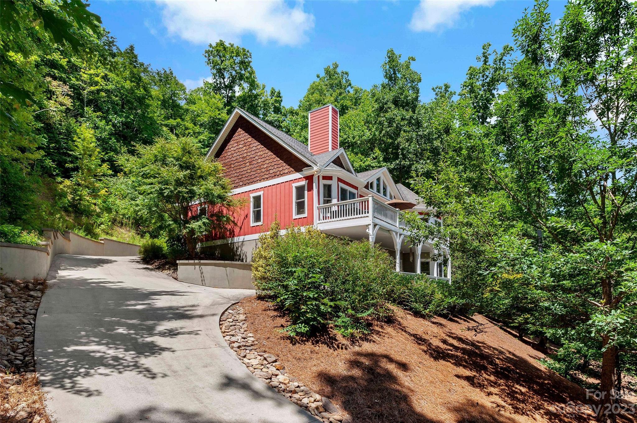 29 Hope View Road Swannanoa, NC 28778 - Photo 2 of 44 Gallery Image 2