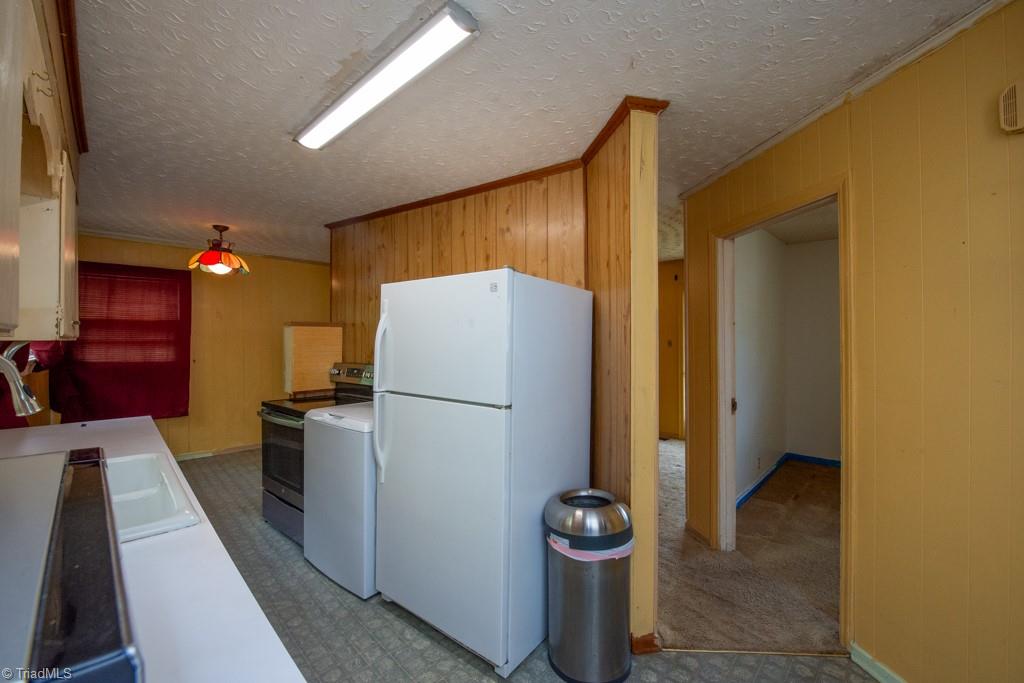 3316 Pine Valley Road High Point, NC 27265 - Photo 21 of 50