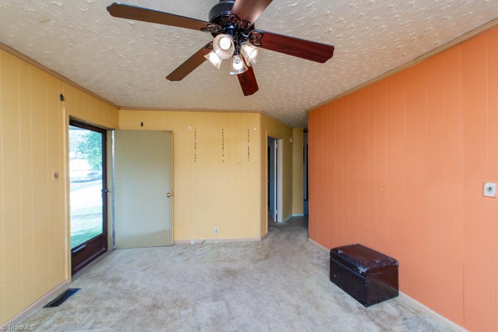 3316 Pine Valley Road High Point, NC 27265 - Photo 6 of 50