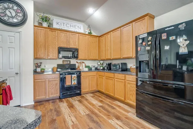 $350,000 | 509 Azalea Drive, Glenn Heights, TX 75154