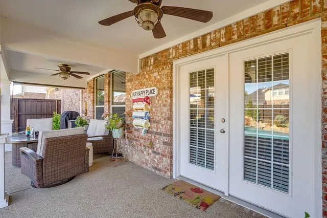 $350,000 | 509 Azalea Drive, Glenn Heights, TX 75154