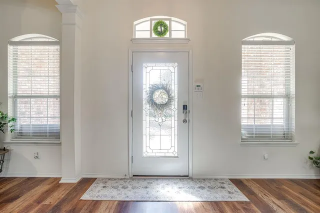 $350,000 | 509 Azalea Drive, Glenn Heights, TX 75154