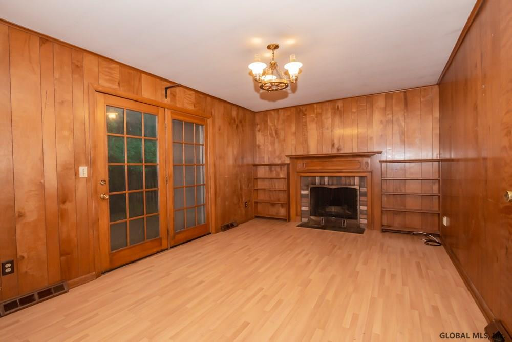 44 Devon Road Bethlehem, NY 12054 - Photo 13 of 28 Photo 14