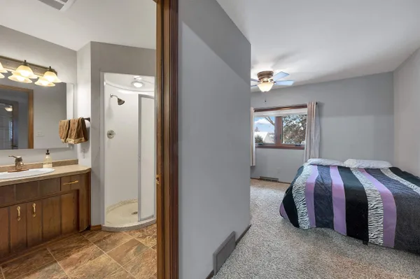 $389,900 | 2780 South Ridge Road, Green Bay, WI 54304