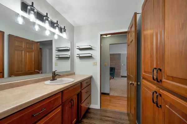 $389,900 | 2780 South Ridge Road, Green Bay, WI 54304