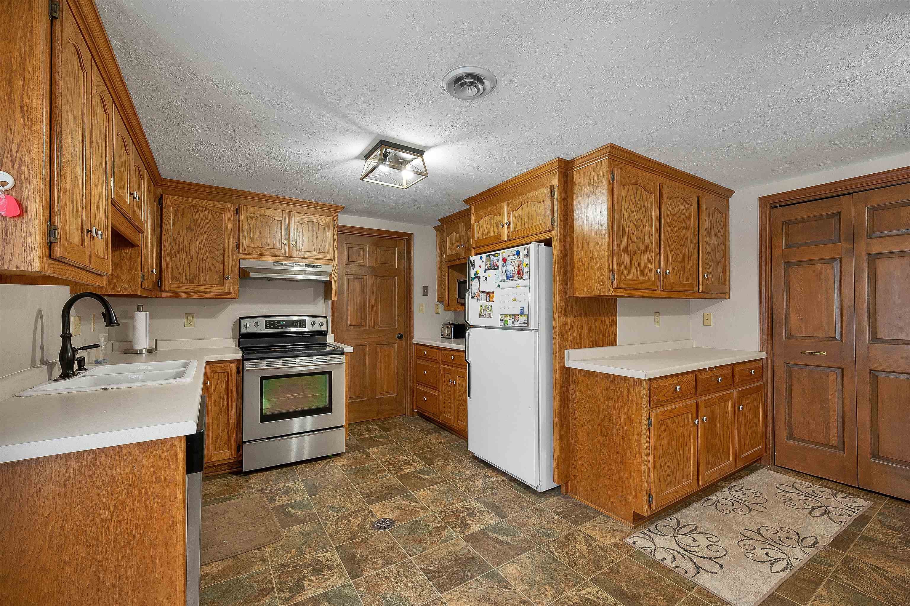 2780 South Ridge Road Green Bay, WI 54304 - Photo 35 of 63