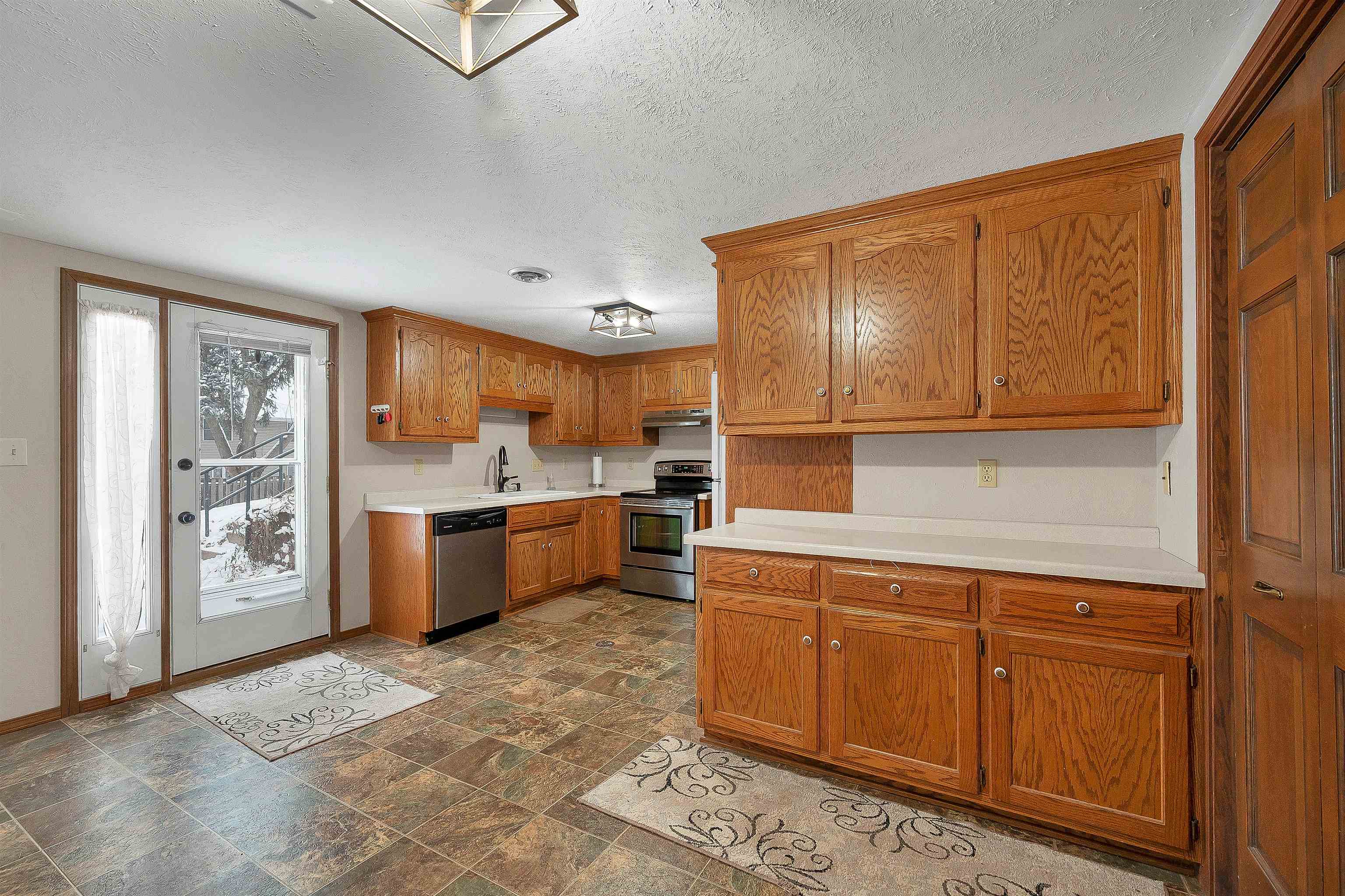 2780 South Ridge Road Green Bay, WI 54304 - Photo 37 of 63